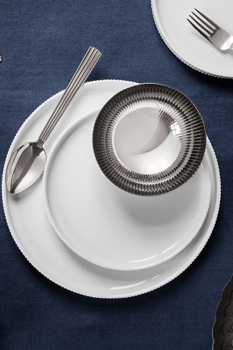 Georg Jensen Bernadotte middagstallerken, hvid - Ø26 cm. - Bahne